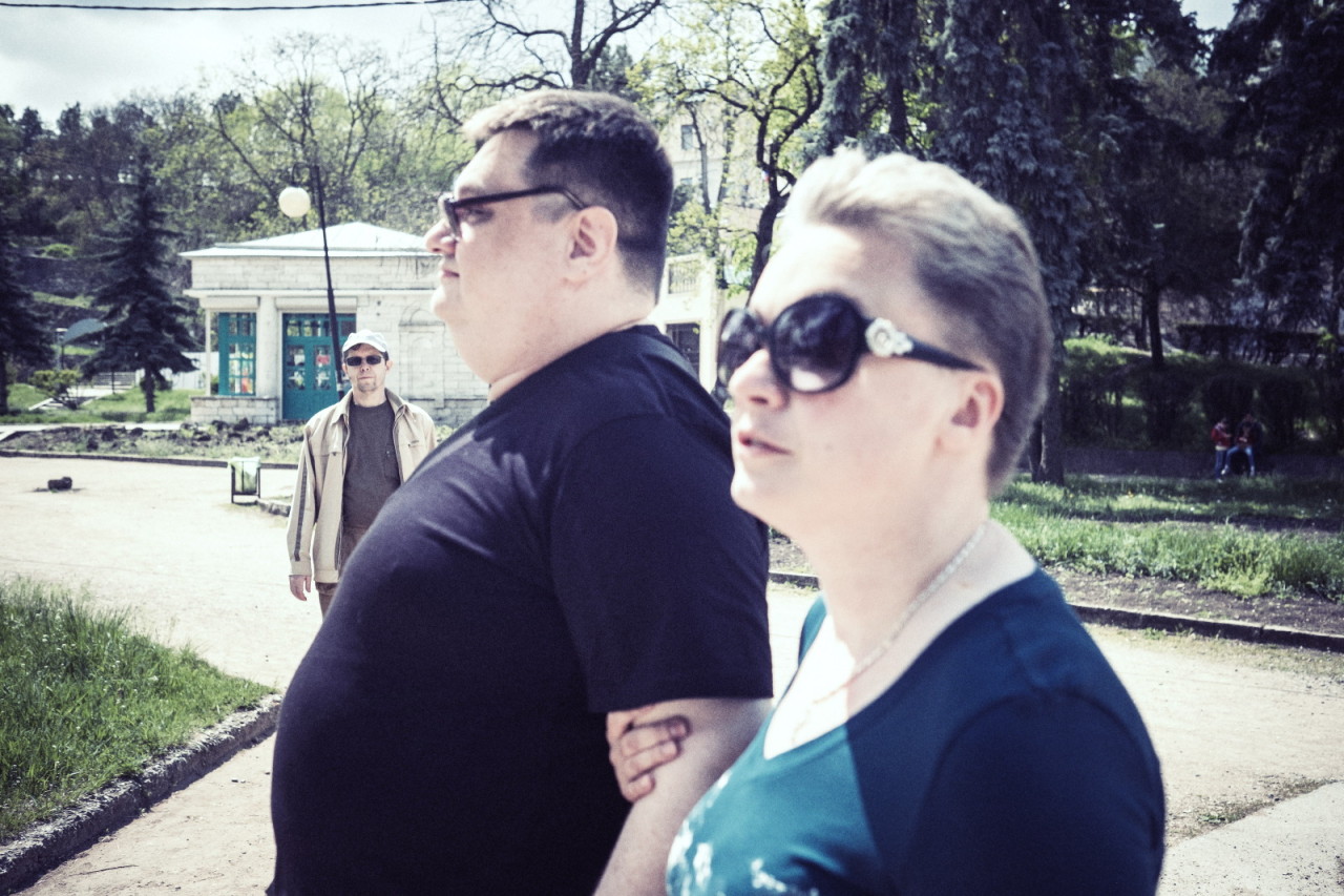 Муж Вероники Александр — слабовидящий с детства.