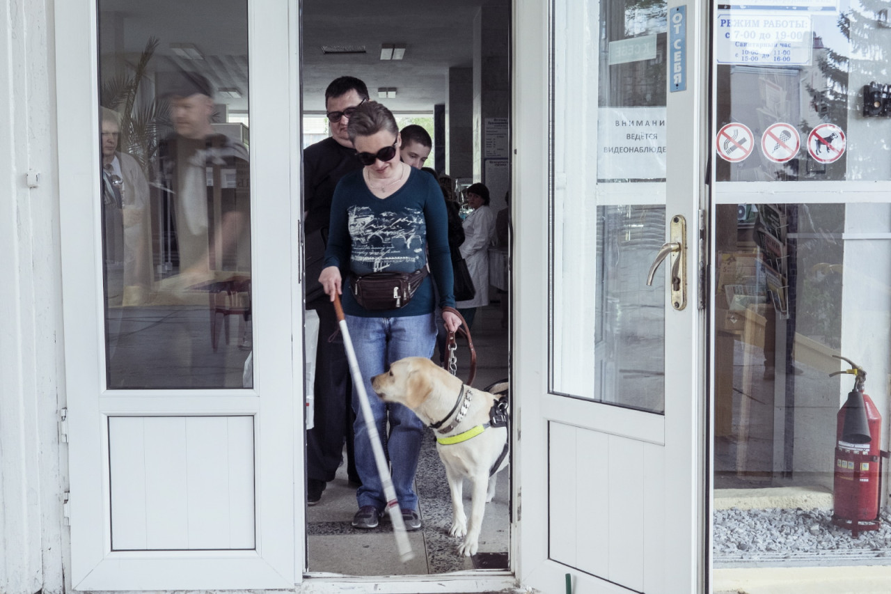 «Сейчас мне 35. У меня два высших образования — психолога и журналиста, я замужем, у меня много планов».
