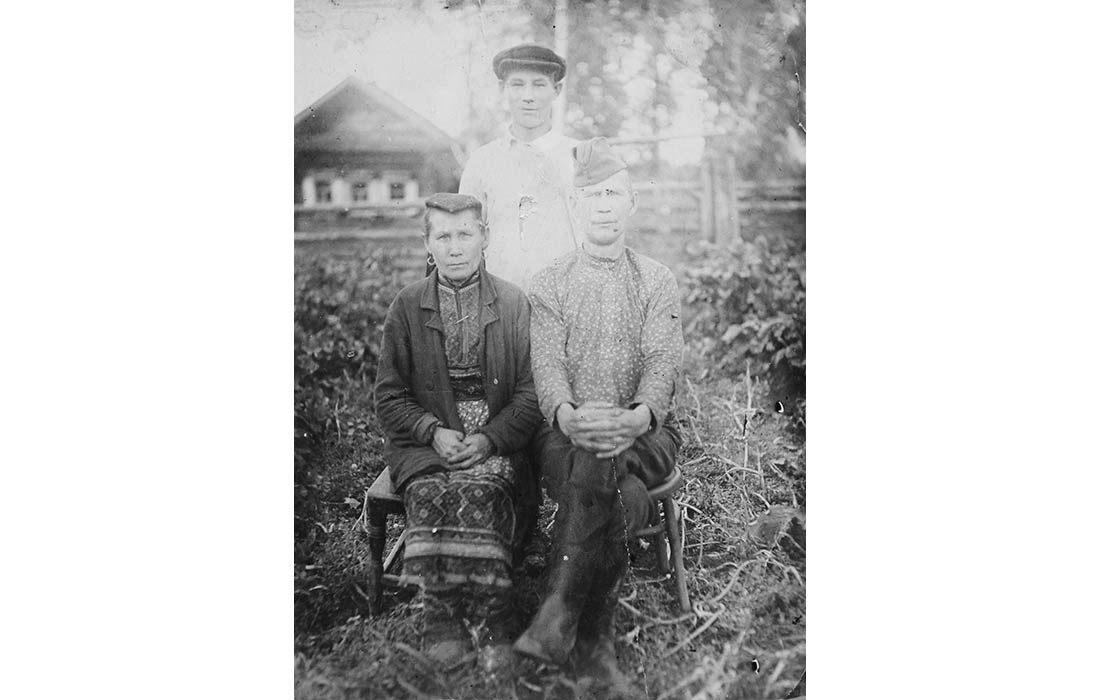 Архивная фотография. Деревня Артемейкова, Свердловская область